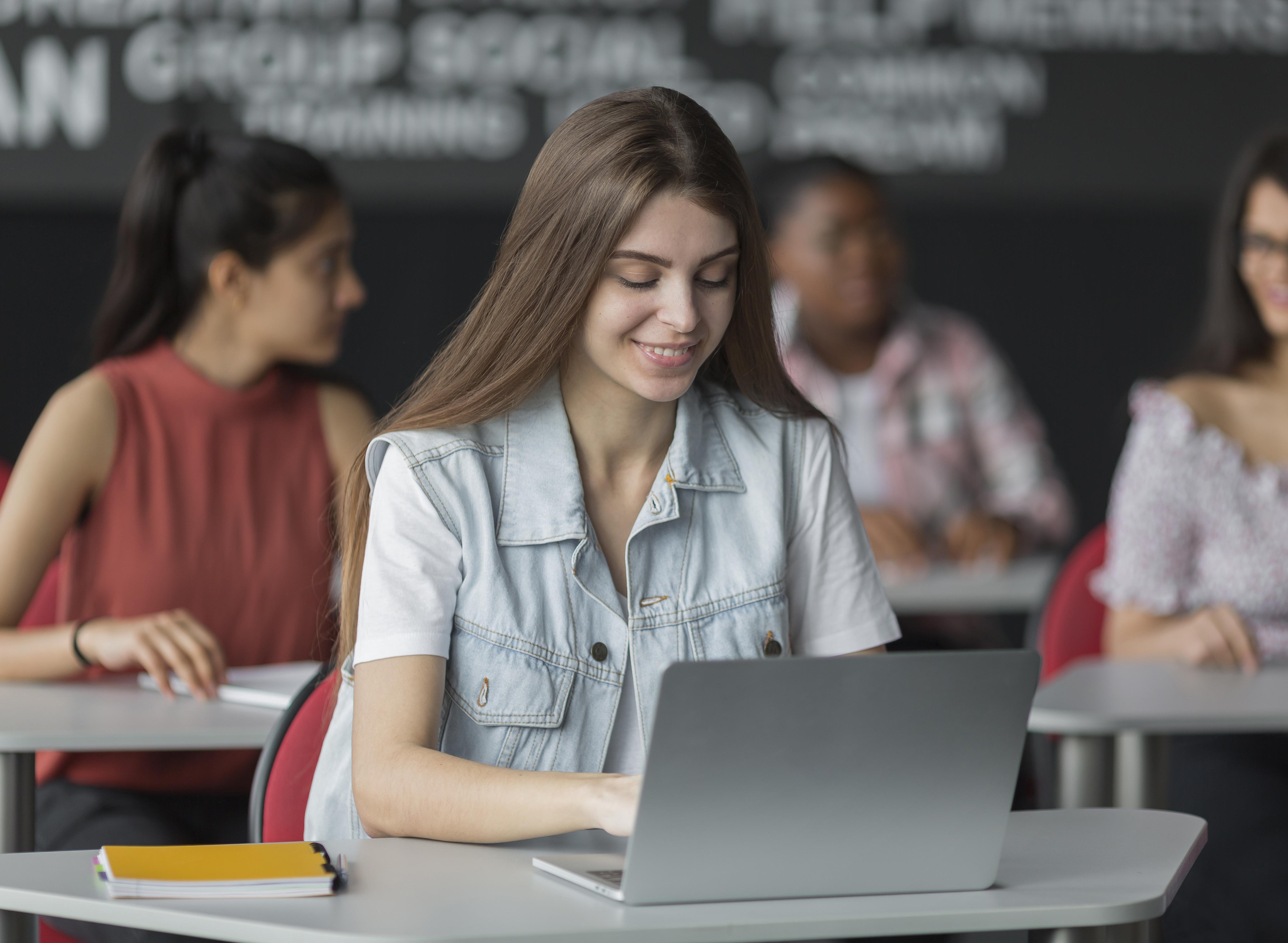 razones-estudiar-maestria-administracion-publica-cescijuc-1